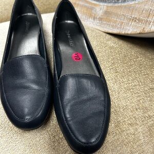 St. John's Bay Elegant Navy Loafers